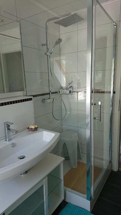 Klimatisiertes Ferienapartment An Der Stadtgrenze Von Berlin Gosen Buitenkant foto